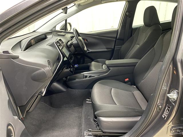 プリウス Ｓ　４ＷＤ　メモリーナビ　ミュージックプレイヤー接続可　バックカメラ　衝突被害軽減システム　ＥＴＣ　ＬＥＤヘッドランプ（22枚目）