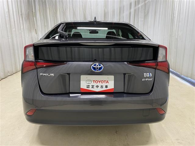 プリウス Ｓ　４ＷＤ　メモリーナビ　ミュージックプレイヤー接続可　バックカメラ　衝突被害軽減システム　ＥＴＣ　ＬＥＤヘッドランプ（29枚目）