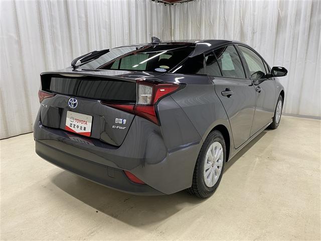 プリウス Ｓ　４ＷＤ　メモリーナビ　ミュージックプレイヤー接続可　バックカメラ　衝突被害軽減システム　ＥＴＣ　ＬＥＤヘッドランプ（33枚目）