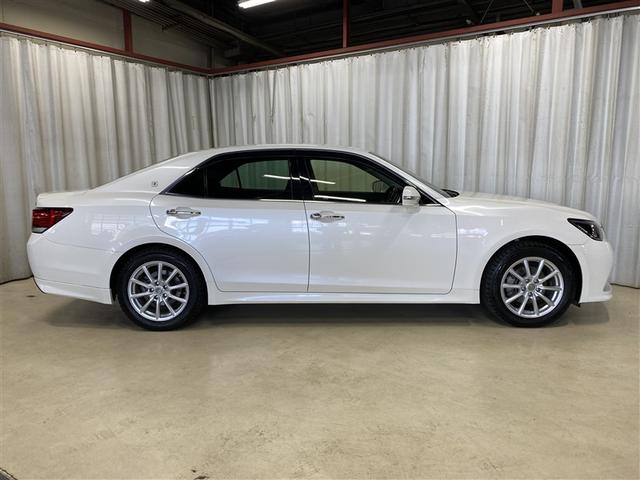 クラウン アスリートＳｉ－Ｆｏｕｒ　４ＷＤ　フルセグ　メモリーナビ　ミュージックプレイヤー接続可　バックカメラ　ＥＴＣ　ＬＥＤヘッドランプ（25枚目）