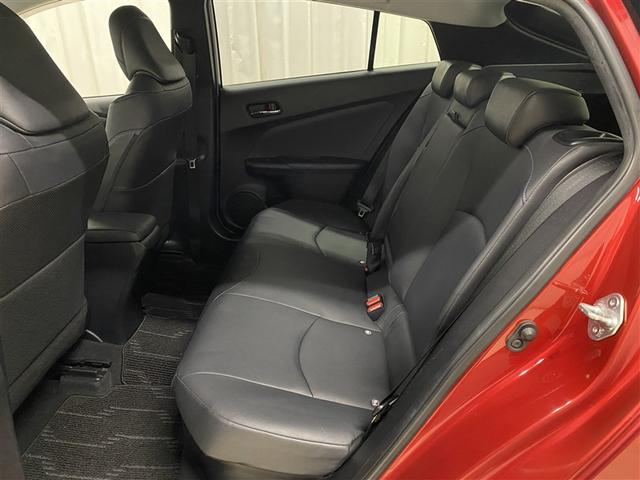 プリウス Ａツーリングセレクション　４ＷＤ　ワンセグ　メモリーナビ　ＤＶＤ再生　ミュージックプレイヤー接続可　バックカメラ　衝突被害軽減システム　ドラレコ　ＬＥＤヘッドランプ（24枚目）