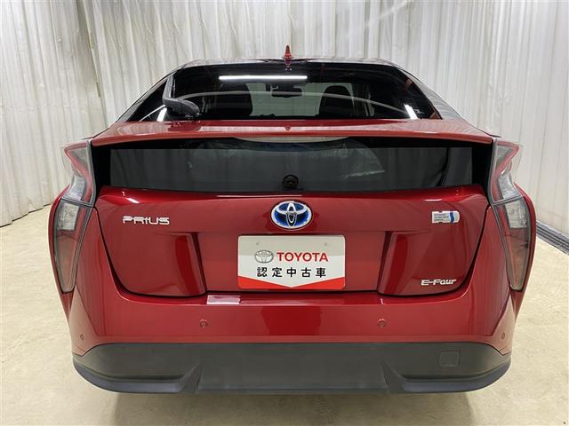 プリウス Ａツーリングセレクション　４ＷＤ　ワンセグ　メモリーナビ　ＤＶＤ再生　ミュージックプレイヤー接続可　バックカメラ　衝突被害軽減システム　ドラレコ　ＬＥＤヘッドランプ（31枚目）