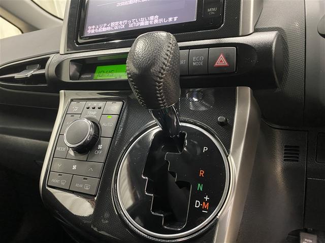 ウィッシュ １．８Ｓ　４ＷＤ　フルセグ　メモリーナビ　ＤＶＤ再生　ミュージックプレイヤー接続可　バックカメラ　ドラレコ　ＨＩＤヘッドライト　乗車定員７人　３列シート　ワンオーナー　アイドリングストップ（8枚目）