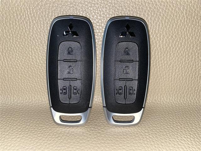 デリカミニ Ｇ　プレミアム　４ＷＤ　フルセグ　メモリーナビ　ミュージックプレイヤー接続可　バックカメラ　衝突被害軽減システム　ＥＴＣ　ドラレコ　両側電動スライド　ＬＥＤヘッドランプ　アイドリングストップ（12枚目）