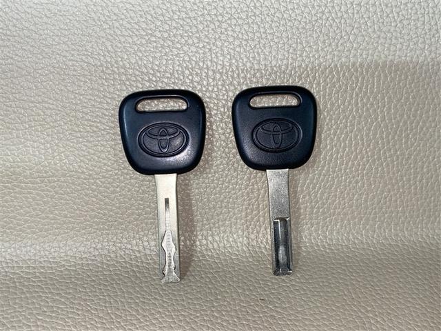 ハイラックス Ｚ　４ＷＤ　ミュージックプレイヤー接続可　バックカメラ　衝突被害軽減システム　ＥＴＣ　ＬＥＤヘッドランプ　ワンオーナー　アイドリングストップ　ディーゼル（11枚目）