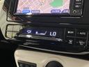 プリウス Ｓセーフティプラス　４ＷＤ　ワンセグ　メモリーナビ　ミュージックプレイヤー接続可　バックカメラ　衝突被害軽減システム　ＥＴＣ　ＬＥＤヘッドランプ（7枚目）