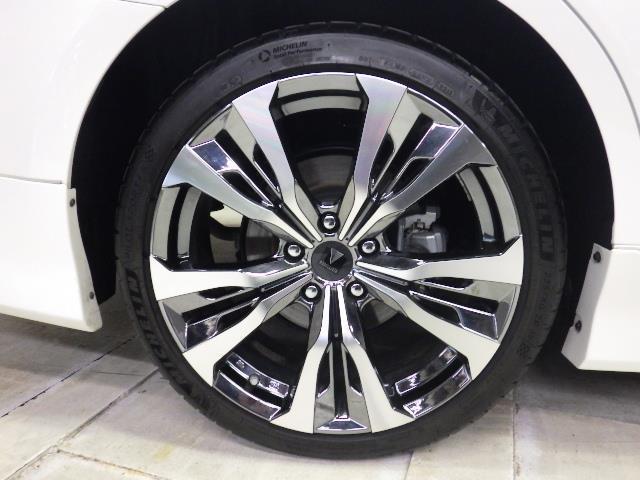 クラウンハイブリッド Ｇ－エグゼクティブ　Ｆｏｕｒ　革シート　サンルーフ　４ＷＤ　フルセグ　ＨＤＤナビ　ＤＶＤ再生　バックカメラ　衝突被害軽減システム　ＥＴＣ　ＬＥＤヘッドランプ　ワンオーナー　フルエアロ　記録簿（32枚目）