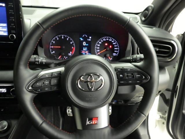 GRヤリス RZ ハイパフォーマンス ファースト エディション 4WD メモリーナビ バックカメラ 衝突被害軽減システム ETC ドラレコ LEDヘッドランプ ワンオーナー(8枚目)