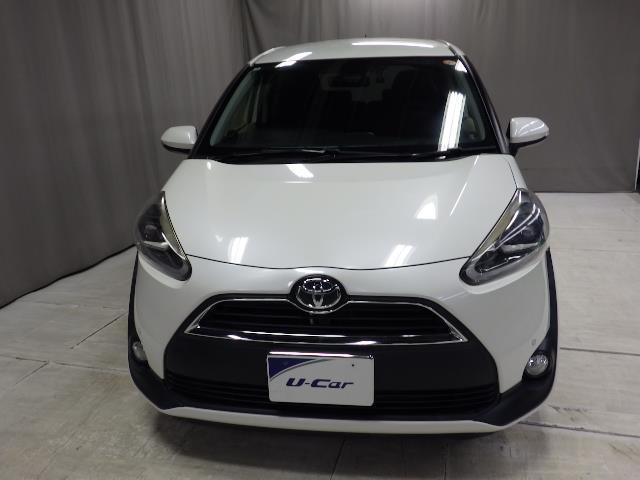 シエンタ G 4WD フルセグ メモリーナビ DVD再生 後席モニター バックカメラ 衝突被害軽減システム ドラレコ 両側電動スライド LEDヘッドランプ ウオークスルー 乗車定員6人 3列シート ワンオーナー(6枚目)