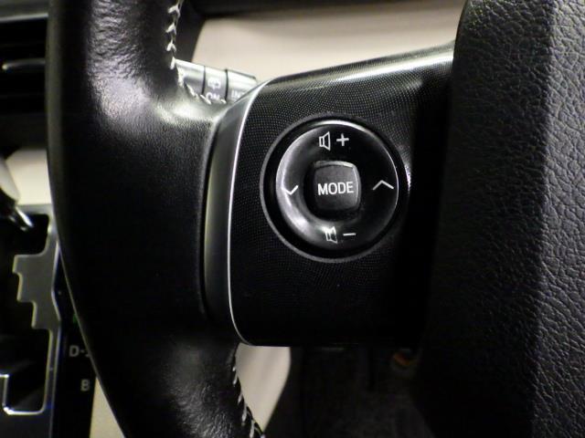 シエンタ G 4WD フルセグ メモリーナビ DVD再生 後席モニター バックカメラ 衝突被害軽減システム ドラレコ 両側電動スライド LEDヘッドランプ ウオークスルー 乗車定員6人 3列シート ワンオーナー(9枚目)