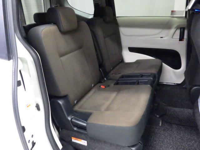 シエンタ G 4WD フルセグ メモリーナビ DVD再生 後席モニター バックカメラ 衝突被害軽減システム ドラレコ 両側電動スライド LEDヘッドランプ ウオークスルー 乗車定員6人 3列シート ワンオーナー(24枚目)