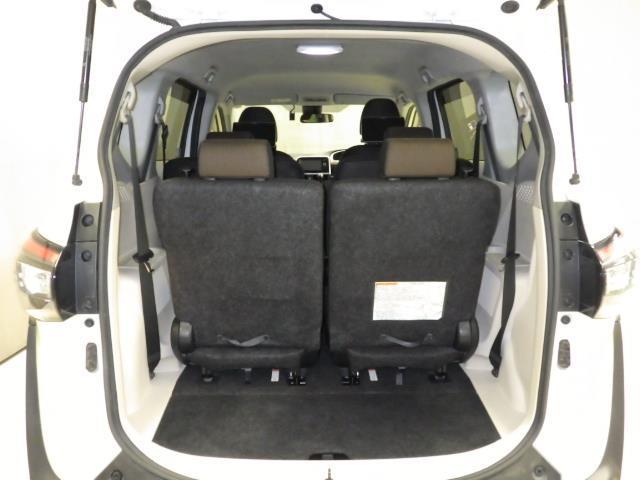 シエンタ G 4WD フルセグ メモリーナビ DVD再生 後席モニター バックカメラ 衝突被害軽減システム ドラレコ 両側電動スライド LEDヘッドランプ ウオークスルー 乗車定員6人 3列シート ワンオーナー(26枚目)