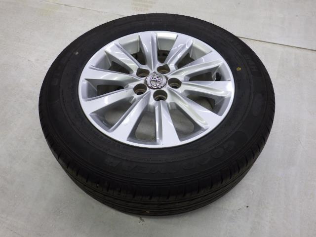 夏タイヤ純正アルミホイール付き