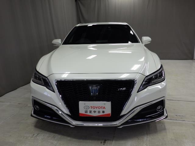 クラウンハイブリッド ＲＳアドバンス　Ｆｏｕｒ　革シート　サンルーフ　４ＷＤ　フルセグ　メモリーナビ　ＤＶＤ再生　ミュージックプレイヤー接続可　バックカメラ　衝突被害軽減システム　ＥＴＣ　ドラレコ　ＬＥＤヘッドランプ　ワンオーナー　フルエアロ（6枚目）