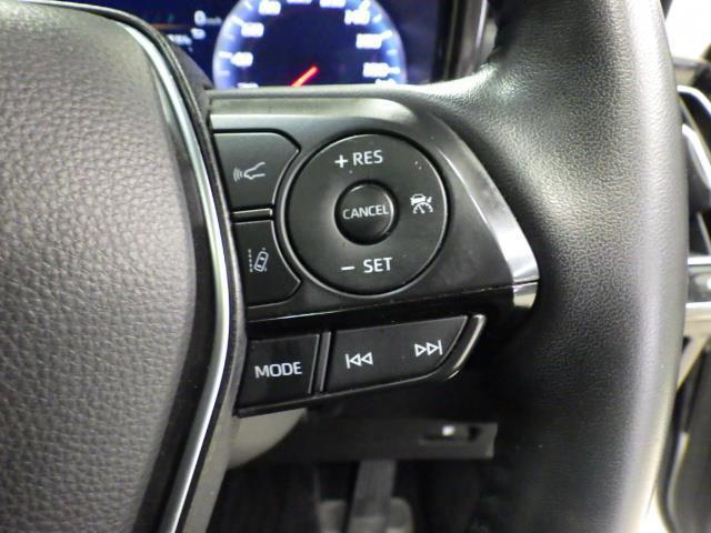 クラウンハイブリッド ＲＳアドバンス　Ｆｏｕｒ　革シート　サンルーフ　４ＷＤ　フルセグ　メモリーナビ　ＤＶＤ再生　ミュージックプレイヤー接続可　バックカメラ　衝突被害軽減システム　ＥＴＣ　ドラレコ　ＬＥＤヘッドランプ　ワンオーナー　フルエアロ（10枚目）