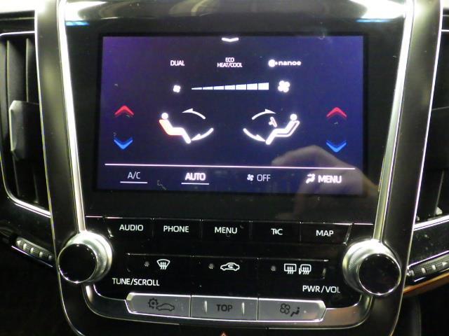 クラウンハイブリッド ＲＳアドバンス　Ｆｏｕｒ　革シート　サンルーフ　４ＷＤ　フルセグ　メモリーナビ　ＤＶＤ再生　ミュージックプレイヤー接続可　バックカメラ　衝突被害軽減システム　ＥＴＣ　ドラレコ　ＬＥＤヘッドランプ　ワンオーナー　フルエアロ（14枚目）