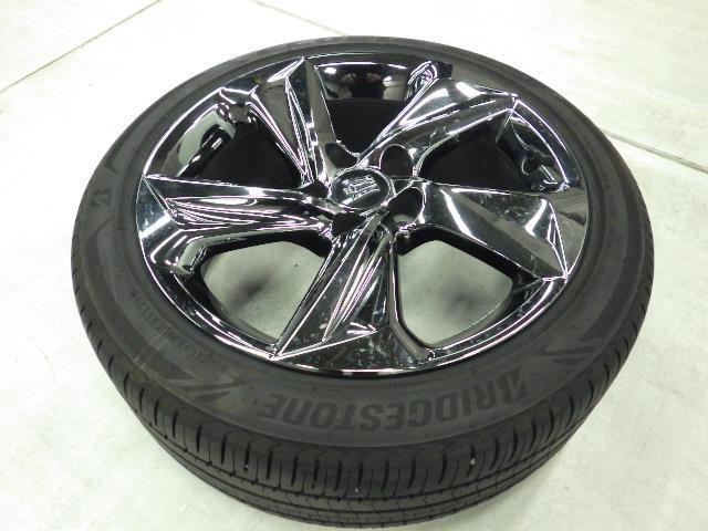 クラウンハイブリッド ＲＳアドバンス　Ｆｏｕｒ　革シート　サンルーフ　４ＷＤ　フルセグ　メモリーナビ　ＤＶＤ再生　ミュージックプレイヤー接続可　バックカメラ　衝突被害軽減システム　ＥＴＣ　ドラレコ　ＬＥＤヘッドランプ　ワンオーナー　フルエアロ（31枚目）