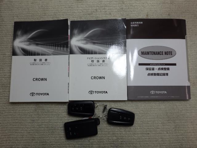 クラウンハイブリッド ＲＳアドバンス　Ｆｏｕｒ　革シート　サンルーフ　４ＷＤ　フルセグ　メモリーナビ　ＤＶＤ再生　ミュージックプレイヤー接続可　バックカメラ　衝突被害軽減システム　ＥＴＣ　ドラレコ　ＬＥＤヘッドランプ　ワンオーナー　フルエアロ（32枚目）