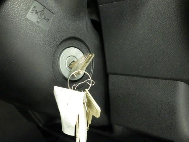 ピクシスバン スペシャルクリーンバージョン SAIII 4WD 衝突被害軽減システム LEDヘッドランプ アイドリングストップ(12枚目)