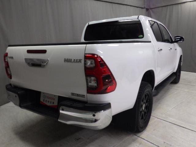 ハイラックス Ｚ　４ＷＤ　フルセグ　メモリーナビ　ＤＶＤ再生　ミュージックプレイヤー接続可　バックカメラ　衝突被害軽減システム　ＥＴＣ　ＬＥＤヘッドランプ　アイドリングストップ　ディーゼル（4枚目）