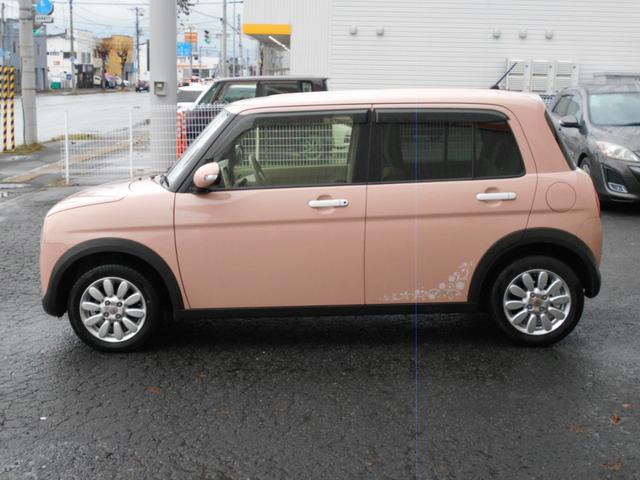 アルトラパン Ｘ　４ＷＤ　８インチナビ　Ｂｌｕｅｔｏｏｔｈ　ＥＴＣ　衝突被害軽減システム　オートライト　ＨＩＤ　スマートキー　アイドリングストップ　シートヒーター　ベンチシート　ＣＶＴ　盗難防止システム　ＡＢＳ　ＥＳＣ（18枚目）