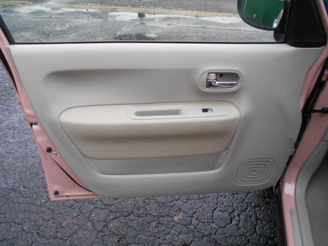 アルトラパン Ｘ　４ＷＤ　８インチナビ　Ｂｌｕｅｔｏｏｔｈ　ＥＴＣ　衝突被害軽減システム　オートライト　ＨＩＤ　スマートキー　アイドリングストップ　シートヒーター　ベンチシート　ＣＶＴ　盗難防止システム　ＡＢＳ　ＥＳＣ（26枚目）