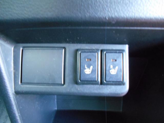 アルト Ｌ　４ＷＤ　衝突被害軽減システム　キーレスエントリー　アイドリングストップ　シートヒーター　ＣＶＴ　盗難防止システム　ＡＢＳ　ＥＳＣ　ＣＤ　ミュージックプレイヤー接続可　アルミホイール　衝突安全ボディ（4枚目）