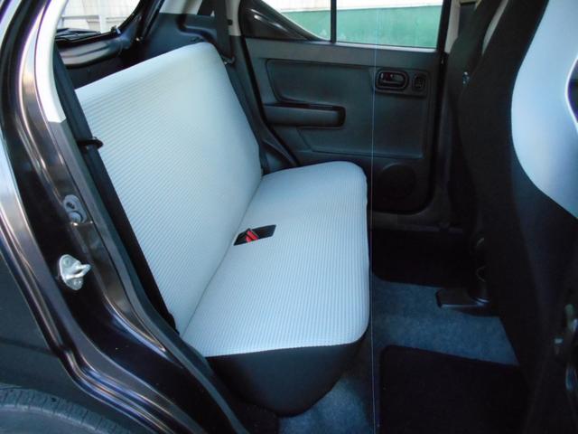 アルト Ｌ　４ＷＤ　衝突被害軽減システム　キーレスエントリー　アイドリングストップ　シートヒーター　ＣＶＴ　盗難防止システム　ＡＢＳ　ＥＳＣ　ＣＤ　ミュージックプレイヤー接続可　アルミホイール　衝突安全ボディ（11枚目）