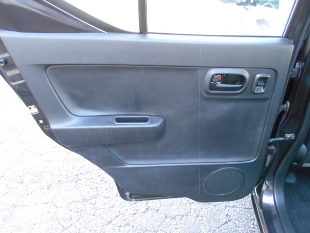 アルト Ｌ　４ＷＤ　衝突被害軽減システム　キーレスエントリー　アイドリングストップ　シートヒーター　ＣＶＴ　盗難防止システム　ＡＢＳ　ＥＳＣ　ＣＤ　ミュージックプレイヤー接続可　アルミホイール　衝突安全ボディ（24枚目）