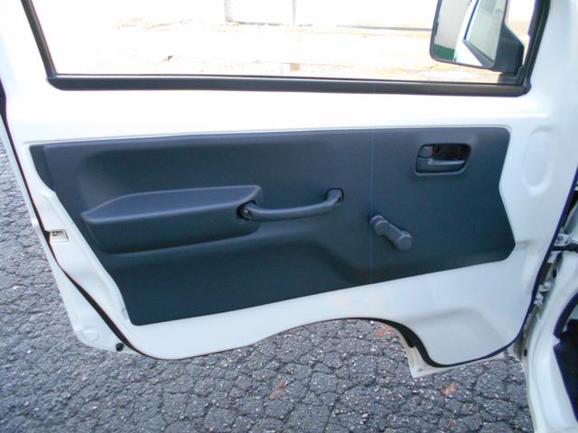 NT100クリッパートラック DX農繁仕様 4WD デフロック 5速MT ETC エアコン パワステ 運転席エアバッグ 助手席エアバッグ スタッドレスタイヤあります(21枚目)