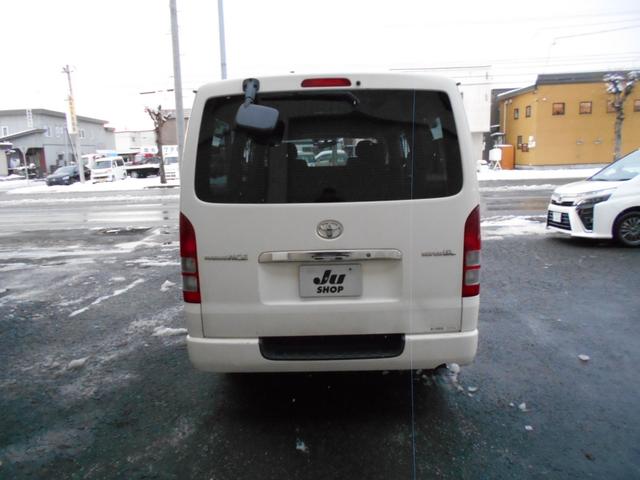 レジアスエースバン ロングスーパーＧＬ　４ＷＤ　社外ナビ　ＴＶ　Ｂｌｕｅｔｏｏｔｈ　ドラレコ　エンジンスターター　両側スライドドア　キーレスエントリー　ＡＴ　１００Ｖ電源　エアコン　パワーウィンドウ（16枚目）