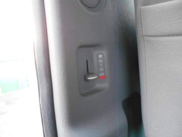 レジアスエースバン ロングスーパーＧＬ　４ＷＤ　社外ナビ　ＴＶ　Ｂｌｕｅｔｏｏｔｈ　ドラレコ　エンジンスターター　両側スライドドア　キーレスエントリー　ＡＴ　１００Ｖ電源　エアコン　パワーウィンドウ（22枚目）