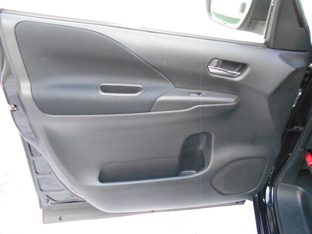 セレナ ハイウェイスター プロパイロットエディション 4WD 9インチナビ アラウンドビューモニター デジタルインナーミラー オートクルーズコントロール 衝突被害軽減システム 両側パワースライドドア アイドリングストップ フリップダウンモニター(21枚目)