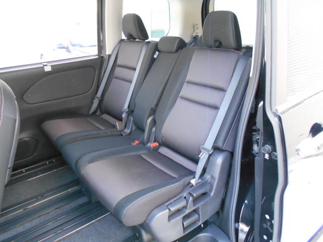 セレナ ハイウェイスター プロパイロットエディション 4WD 9インチナビ アラウンドビューモニター デジタルインナーミラー オートクルーズコントロール 衝突被害軽減システム 両側パワースライドドア アイドリングストップ フリップダウンモニター(27枚目)