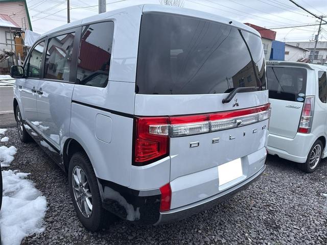 デリカＤ：５ シャモニー　４ＷＤ　ＥＴＣ　バックカメラ　ＴＶ　オートクルーズコントロール　レーンアシスト　衝突被害軽減システム　両側電動スライドドア　オートライト　ＬＥＤヘッドランプ　電動リアゲート　スマートキー（17枚目）