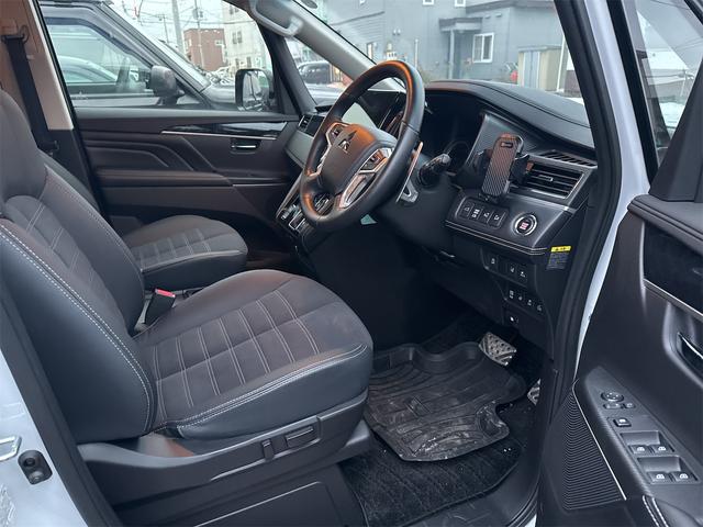 デリカＤ：５ シャモニー　４ＷＤ　ＥＴＣ　バックカメラ　ＴＶ　オートクルーズコントロール　レーンアシスト　衝突被害軽減システム　両側電動スライドドア　オートライト　ＬＥＤヘッドランプ　電動リアゲート　スマートキー（23枚目）