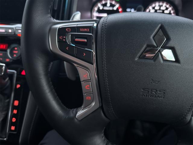 デリカＤ：５ シャモニー　４ＷＤ　ＥＴＣ　バックカメラ　ＴＶ　オートクルーズコントロール　レーンアシスト　衝突被害軽減システム　両側電動スライドドア　オートライト　ＬＥＤヘッドランプ　電動リアゲート　スマートキー（26枚目）