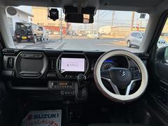 車を運転する際には運転席の存在は欠かせません。なのでしっかりとチェックしたいポイントですね。 2