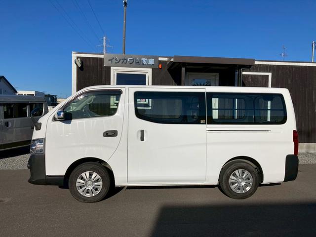 ＮＶ３５０キャラバンバン 　ロングＤＸ　４ＷＤ　衝突被害軽減システム　両側スライドドア　キーレスエントリー　電動格納ミラー　ＡＴ　ＥＳＣ　エアコン　パワーウィンドウ　運転席エアバッグ（14枚目）
