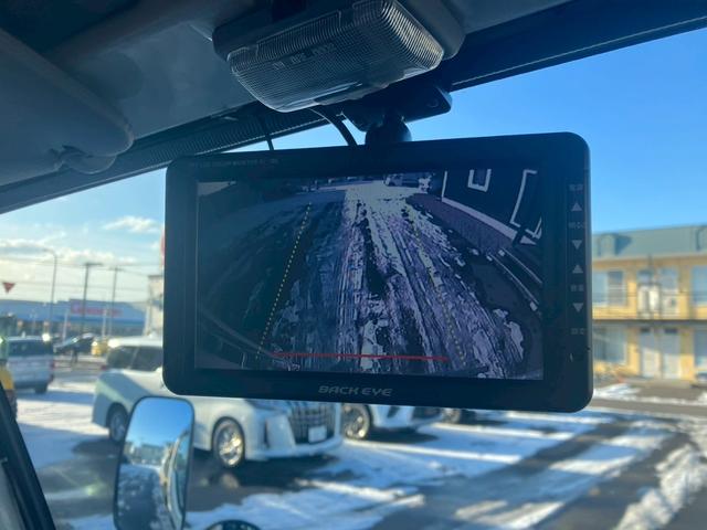 エルフトラック ３．５ＫＬタンクローリー　４ＷＤ　ＭＴ　後輪ダブル　バックカメラ　アイドリングストップ　電動格納ミラー　エアコン　運転席エアバッグ（14枚目）