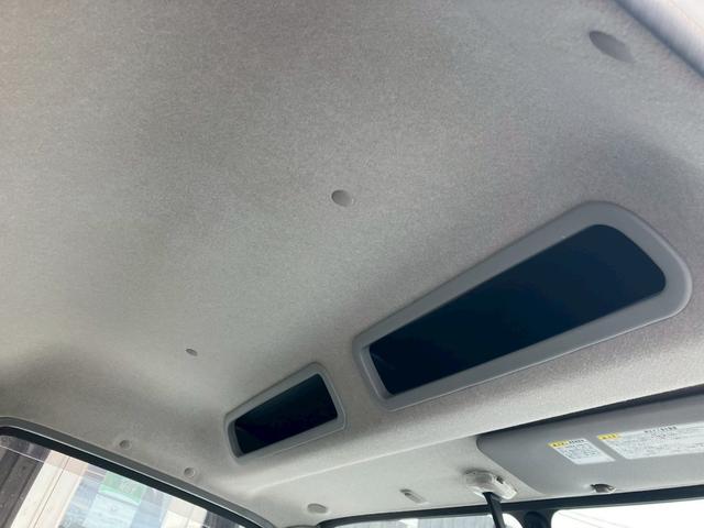 ダイナトラック タンクローリー　３．７５ＫＬ　２室　４ＷＤ　ＭＴ　後輪ダブル　ＥＳＣ　エアコン　パワーウィンドウ　運転席エアバッグ（32枚目）