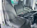 タンクローリー　３．７５ＫＬ　２室　４ＷＤ　ＭＴ　後輪ダブル　ＥＳＣ　エアコン　パワーウィンドウ　運転席エアバッグ（22枚目）