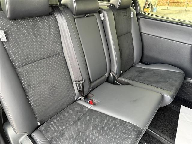 ヴォクシー ＺＳ　煌ＩＩＩ　４ＷＤ　フルセグ　メモリーナビ　ＤＶＤ再生　後席モニター　バックカメラ　衝突被害軽減システム　両側電動スライド　ＬＥＤヘッドランプ　乗車定員８人　３列シート　ワンオーナー　アイドリングストップ（15枚目）