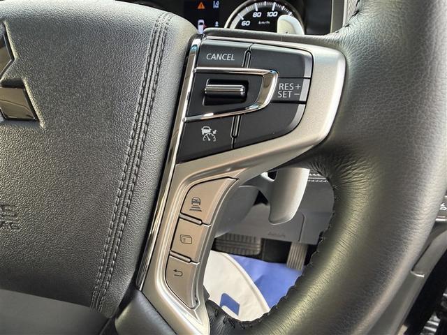 デリカD:5 P 4WD フルセグ メモリーナビ DVD再生 バックカメラ 衝突被害軽減システム 両側電動スライド LEDヘッドランプ 乗車定員8人 3列シート ディーゼル(11枚目)