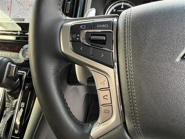 デリカD:5 P 4WD フルセグ メモリーナビ DVD再生 バックカメラ 衝突被害軽減システム 両側電動スライド LEDヘッドランプ 乗車定員8人 3列シート ディーゼル(12枚目)