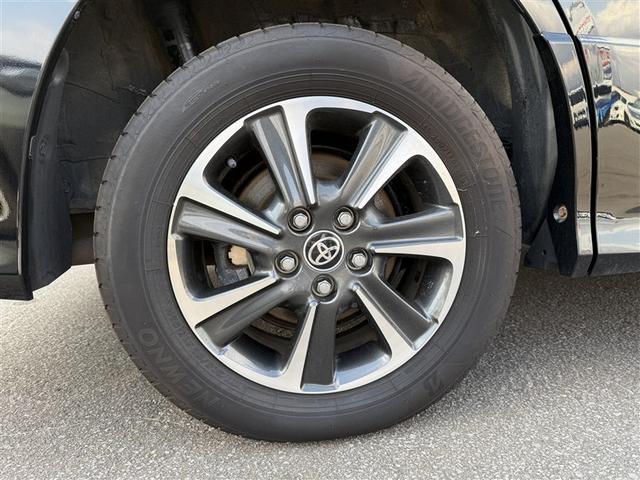 ヴォクシー ＺＳ　煌ＩＩＩ　４ＷＤ　フルセグ　メモリーナビ　ＤＶＤ再生　バックカメラ　衝突被害軽減システム　両側電動スライド　ＬＥＤヘッドランプ　乗車定員８人　３列シート　ワンオーナー　アイドリングストップ（19枚目）