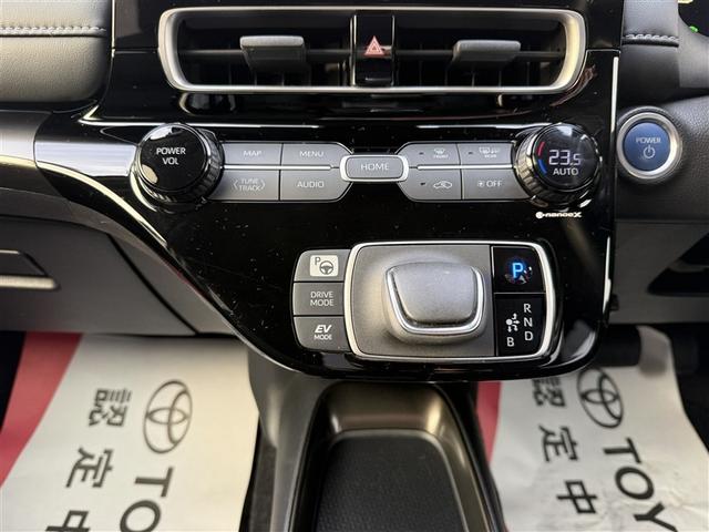 アクア Ｚ　４ＷＤ　メモリーナビ　バックカメラ　衝突被害軽減システム　ＥＴＣ　ＬＥＤヘッドランプ（10枚目）