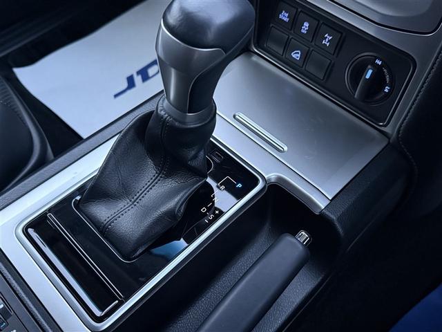 ランドクルーザープラド ＴＸ　Ｌパッケージ　革シート　４ＷＤ　フルセグ　メモリーナビ　バックカメラ　衝突被害軽減システム　ＥＴＣ　ＬＥＤヘッドランプ　ワンオーナー　ディーゼル（13枚目）