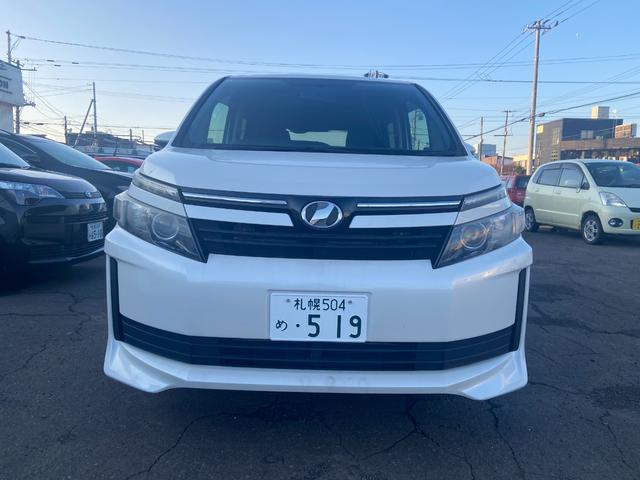 ヴォクシー Ｘ　４ＷＤ　車椅子移動車（3枚目）