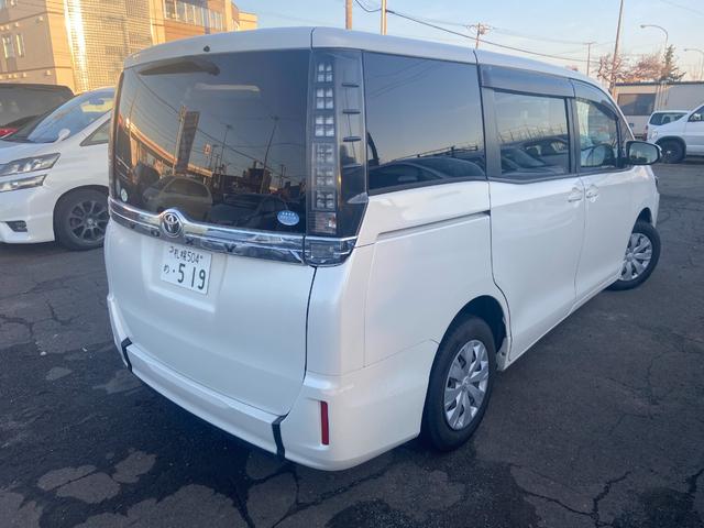 ヴォクシー Ｘ　４ＷＤ　車椅子移動車（6枚目）